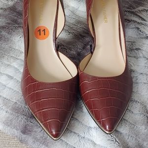 Ladies Marc Fisher Darlina Pumps NWOT